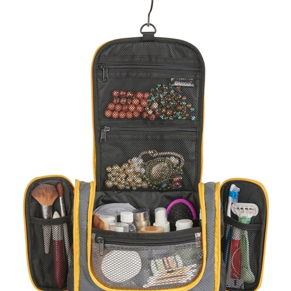 Biaggi Hangmates Hanging Toiletry Zipcubes - Picture 6 of 7